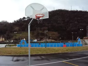 Juego de canastas ancladas antivandálicas fijas galvanizadas S/1.0m