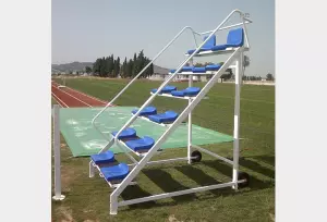 Escalera de jueces 4/6/8/10/12 ASIENTOS
