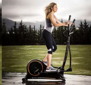 Bicicleta Elíptica Tecnovita EVO C1000-YC1000-BH