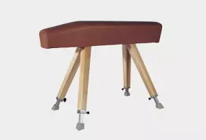Caballo de salto “Toledo” patas de madera