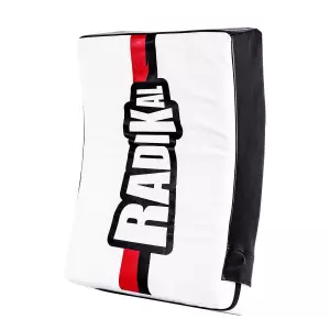 Escudo Golpeo Curvo Radikal. Blanco