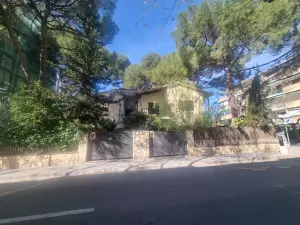 Salou zona centro/playa Llevant : Parcela de 1.100 metros