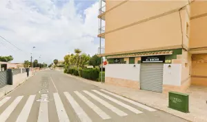 Venta local con licencia de restaurante Torrevieja