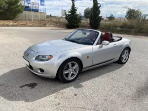 Mazda mx5 NC de 1800 cc. de 126 cv impecable