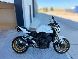 YAMAHA FZ1-N 150CV