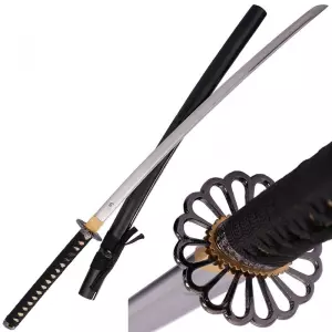 Katana práctica básica afilada.