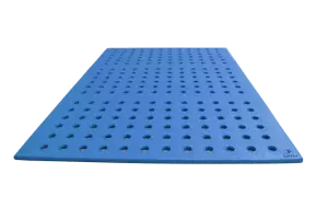 TAPIZ BEBÉ CON ORIFICIOS TERMOCONFORMADO GRANDE. 150X100X2 CM. FLG-E.