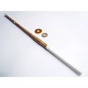 Shinai de bambu con tsuba.