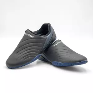 Zapatillas Entrenamiento Tomahawk. Negro. 46