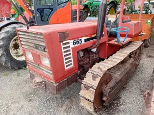TRACTOR CADENAS FIAT 665.