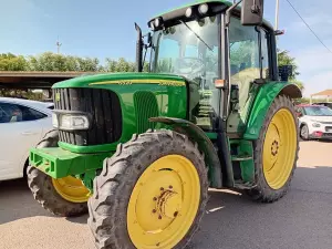 Tractor JOHN DEERE 6320 PREMIUM.