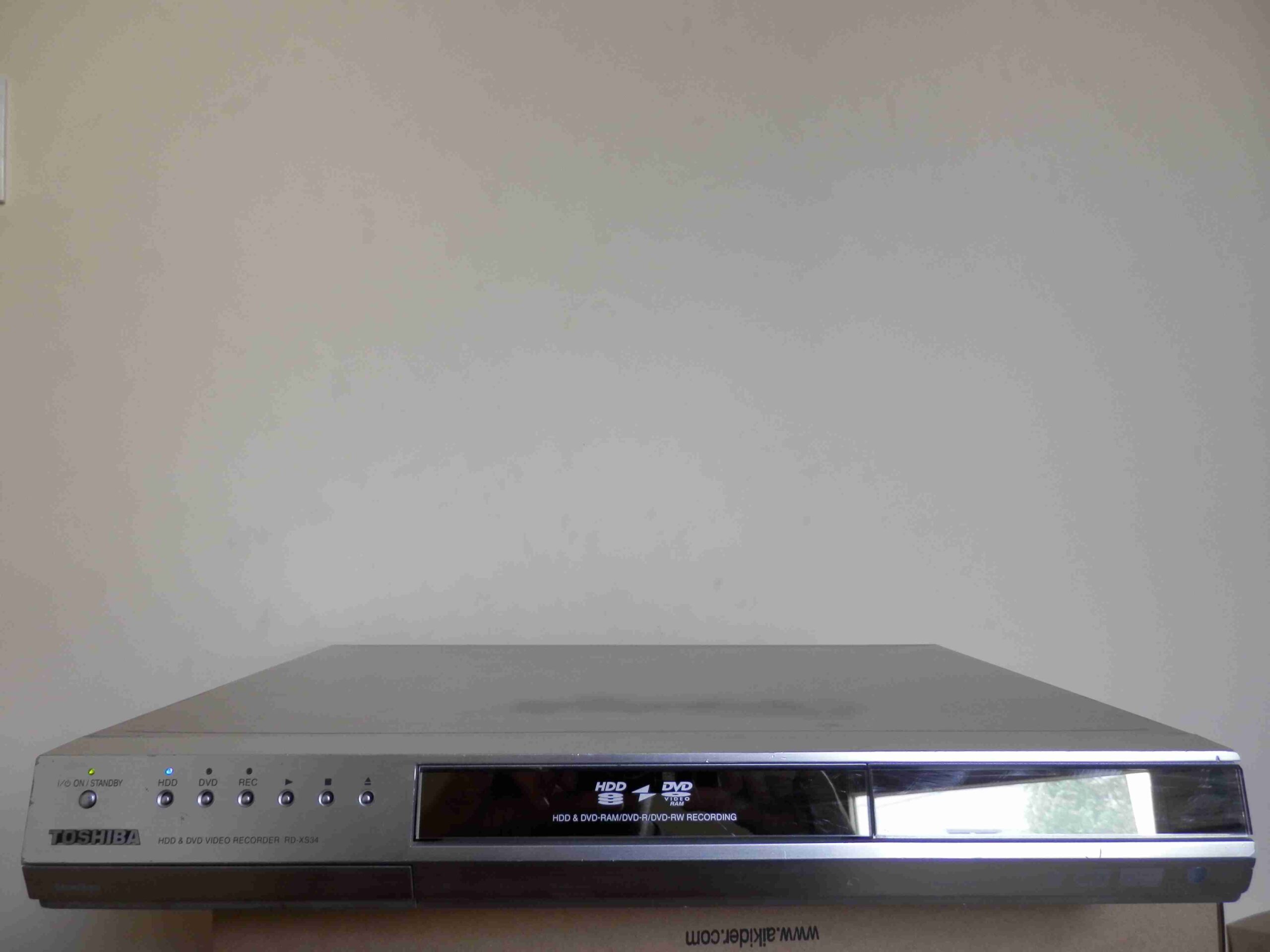 REPRODUCTOR GRABADOR HDD-DVD TOSHIBA + MANDO