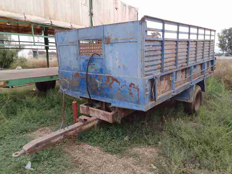 REMOLQUE BASCULANTE PARA TRACTOR.
