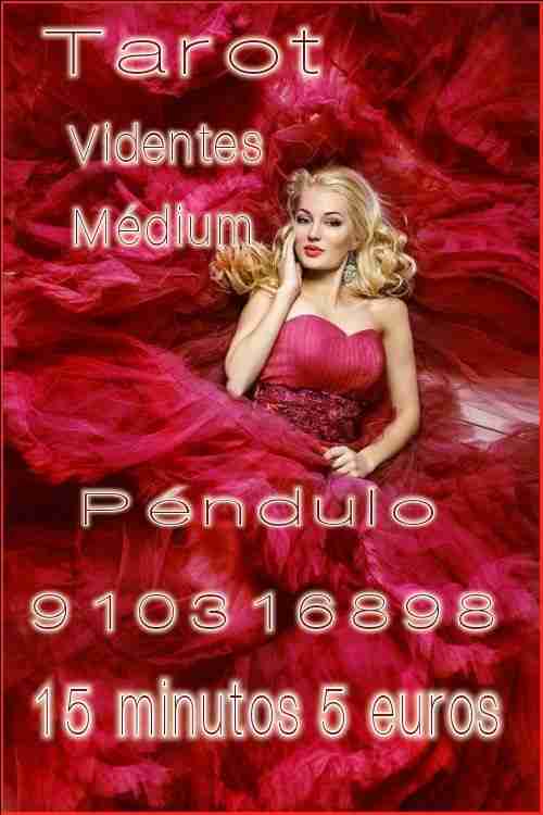 Tarot, videntes y médium 30 minutos 10 euros español
