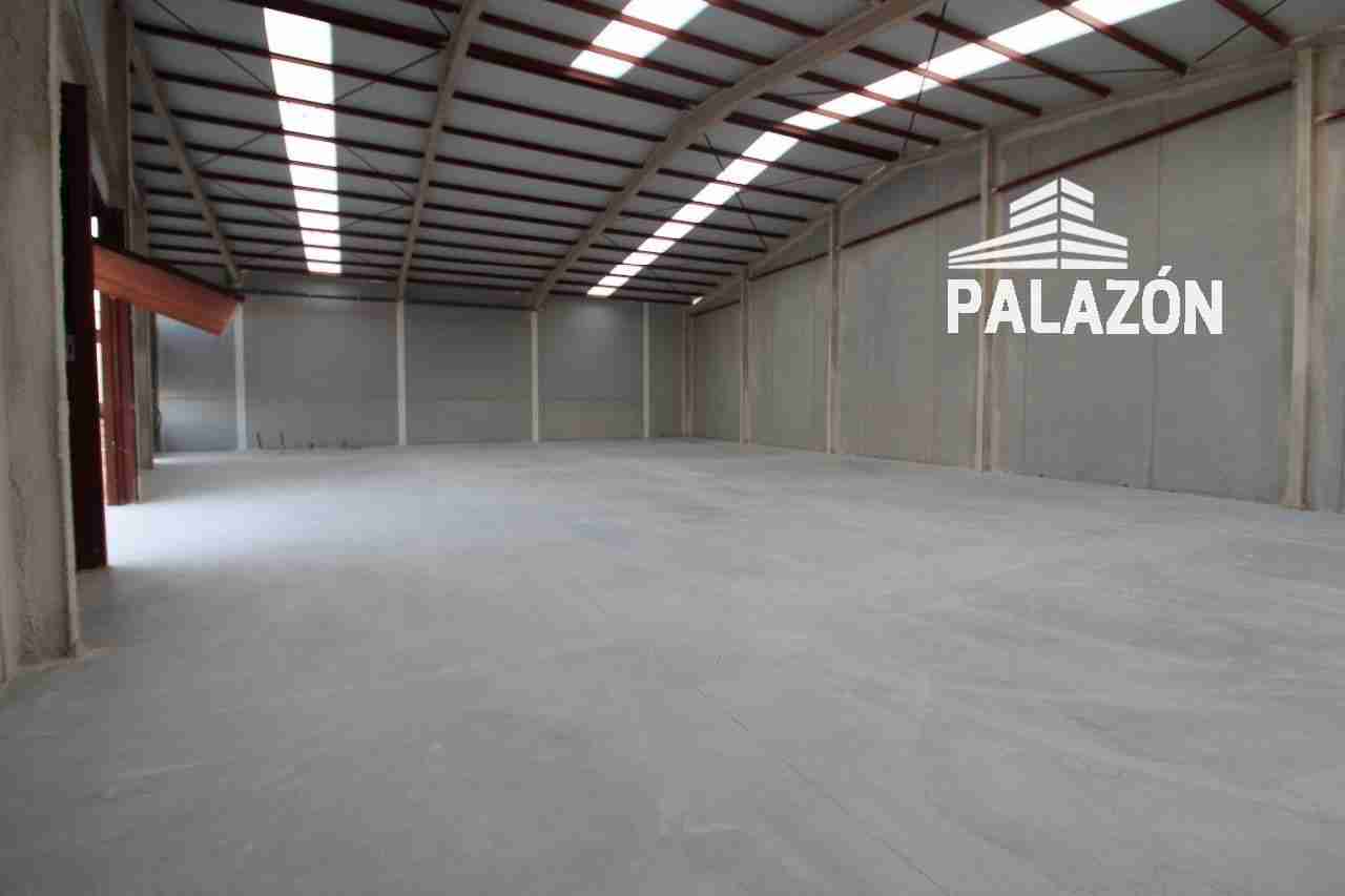Nave industrial en alquiler en Crevillente