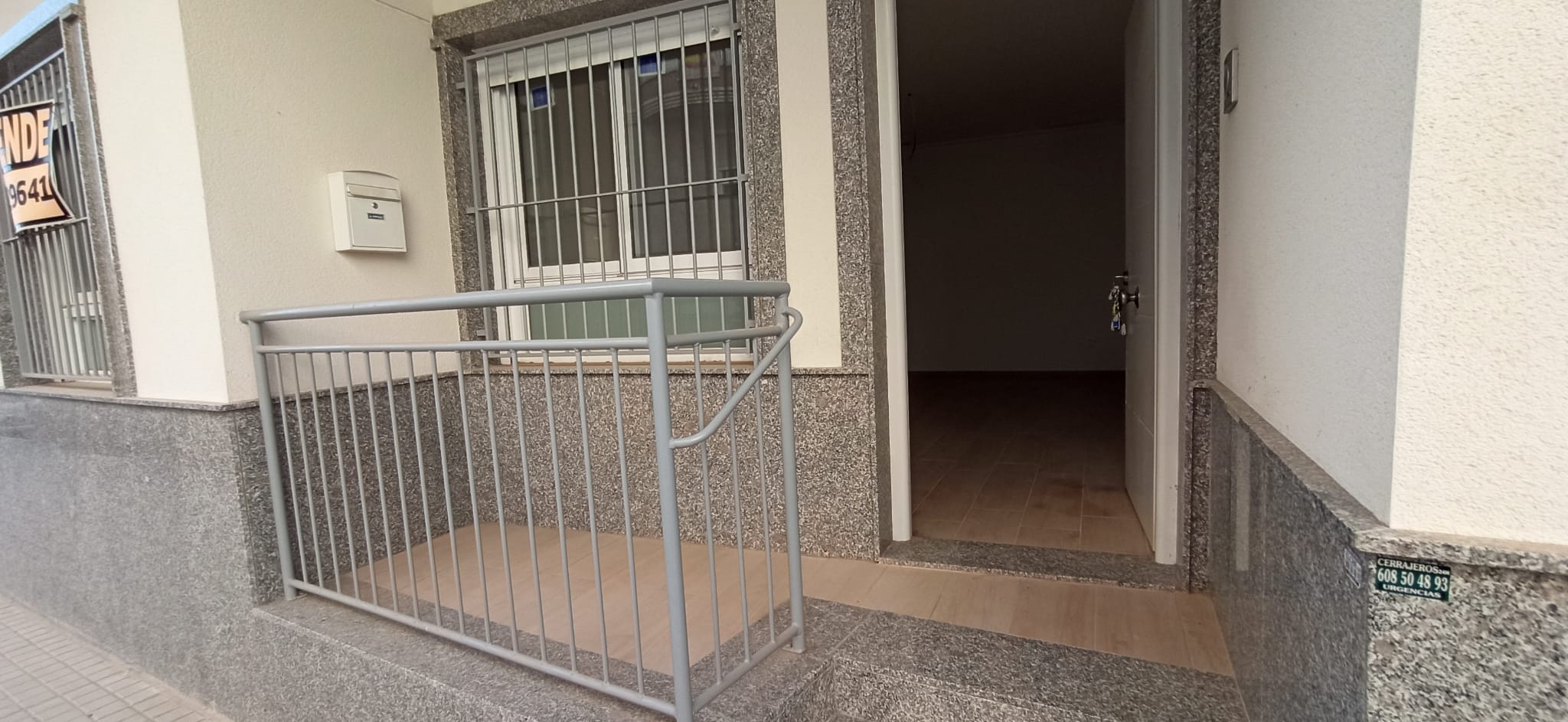 Planta Baja en La Hoya, Elche – Alquiler con Opción a Compra