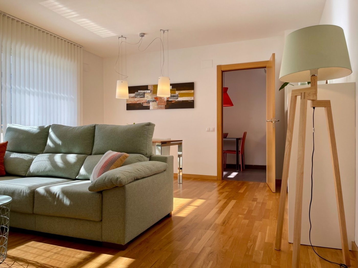PISO 4 HABITACIONES EN SANT ADRIÀ DEL BESÓS FEC93001