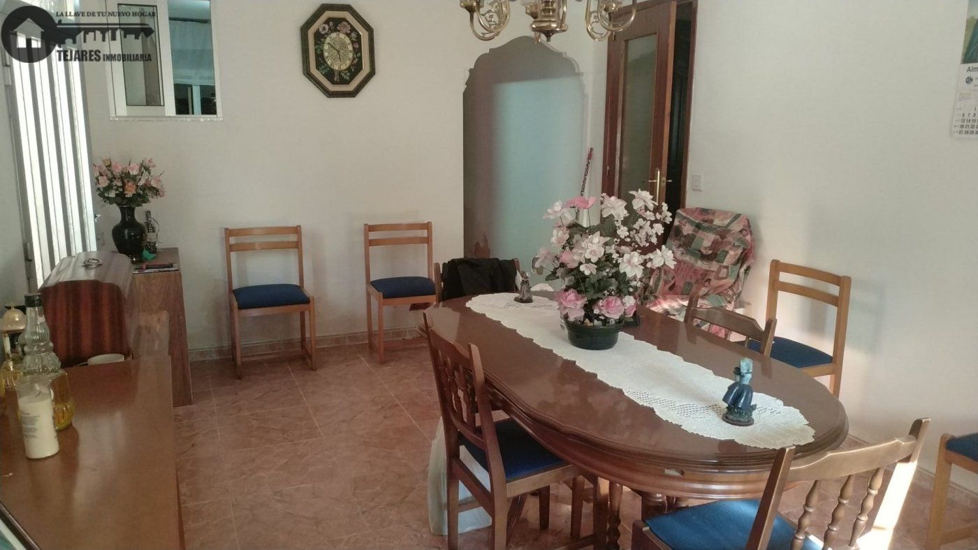 SE VENDE PISO EN EL JARDIN