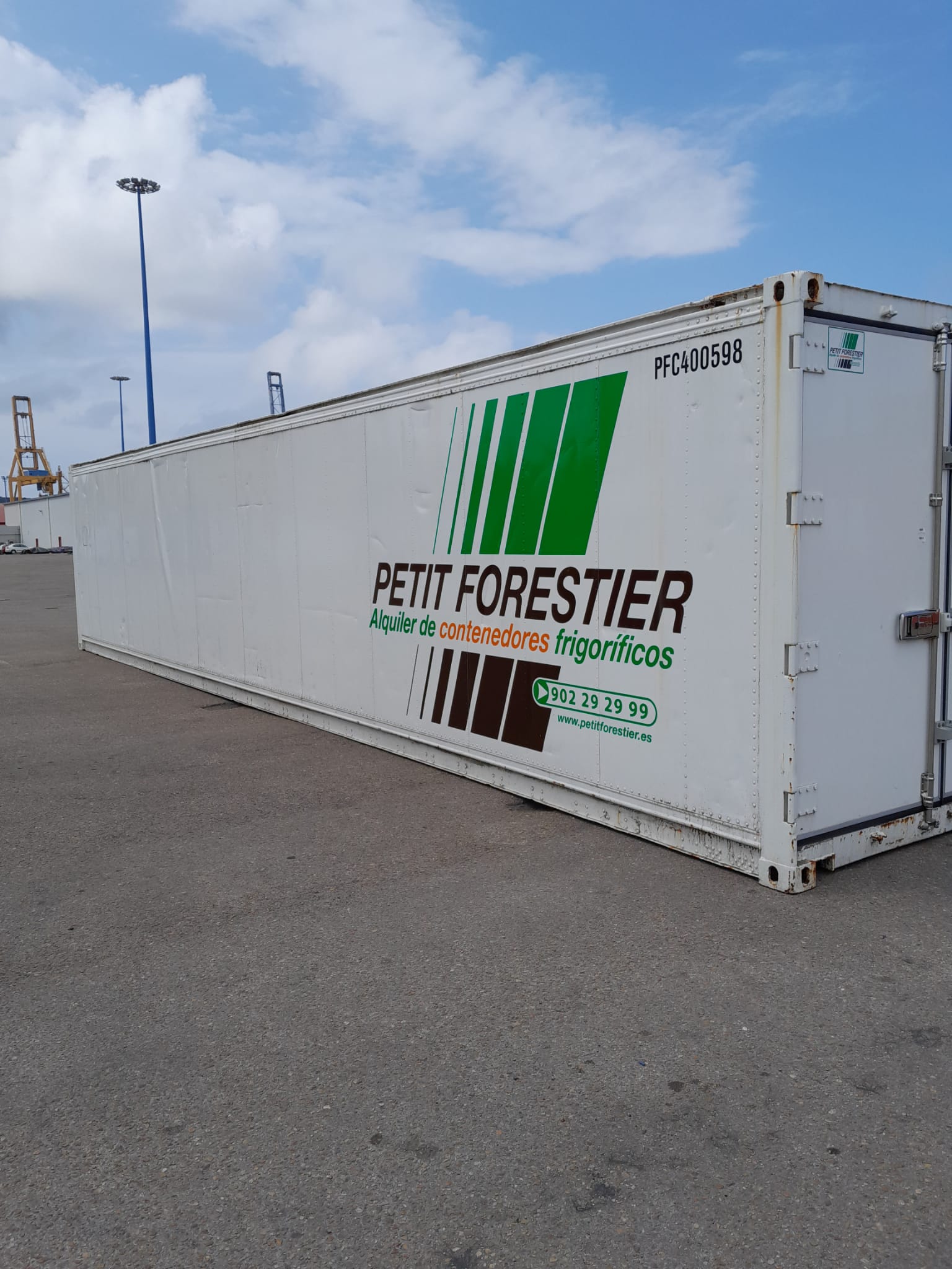 CONTENEDOR MARÍITMO 40\' REEFER GIJÓN