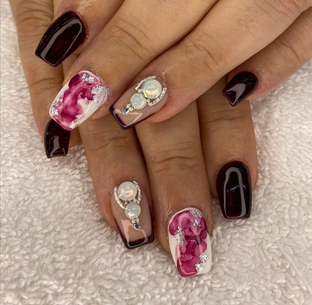 Sra STA. Cuidado de uñas