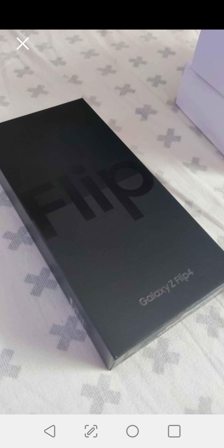 Vendo Samsung galaxy flid Z 4 nuevo