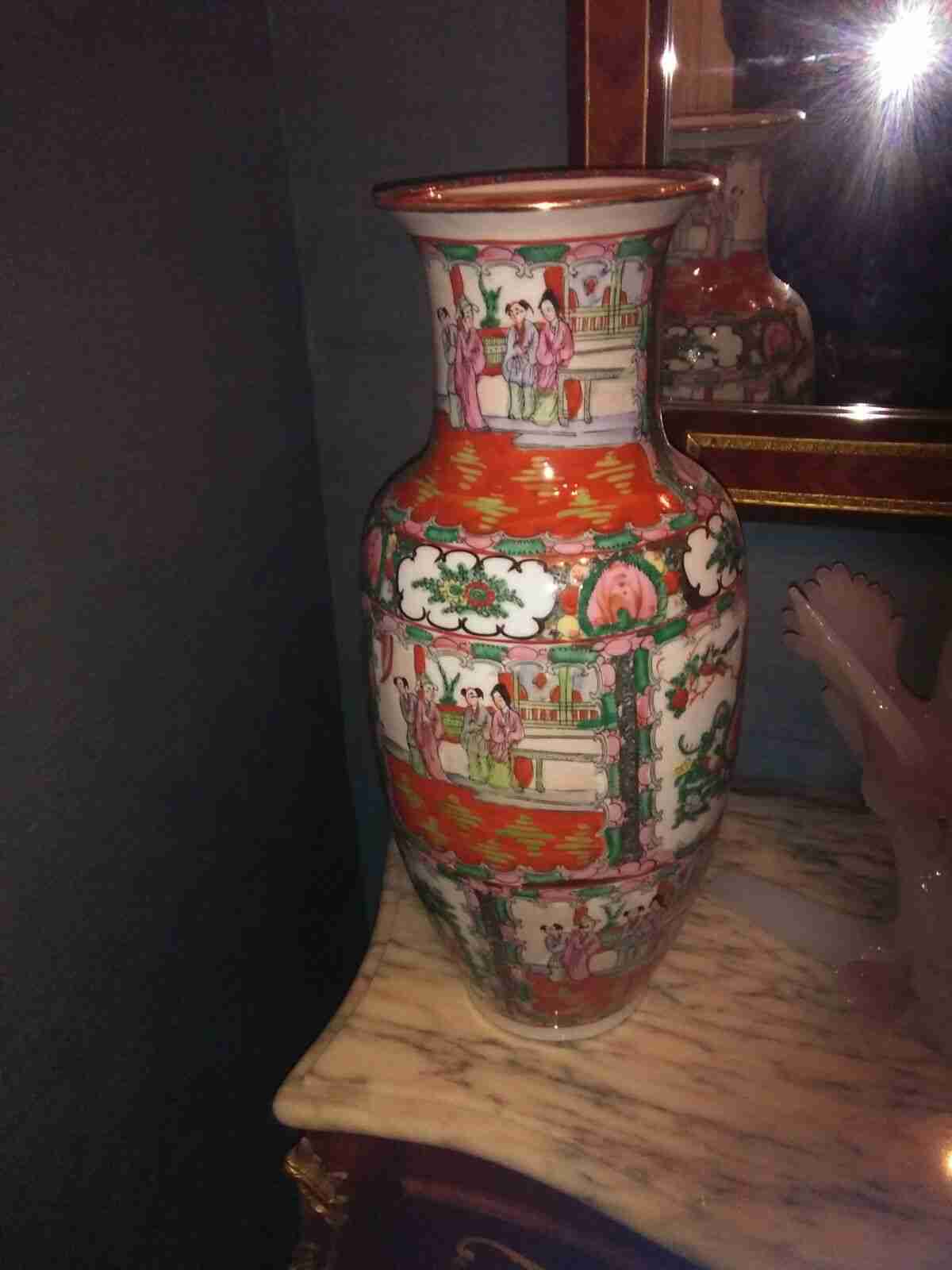 Jarrón de porcelana