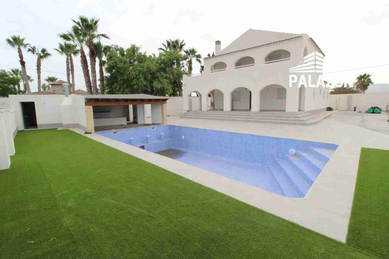 Chalet en venta en Catral