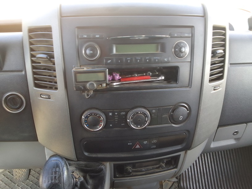 MERCEDES SPRINTER 313 CDI FURGON (MOTOR AVERIADO).