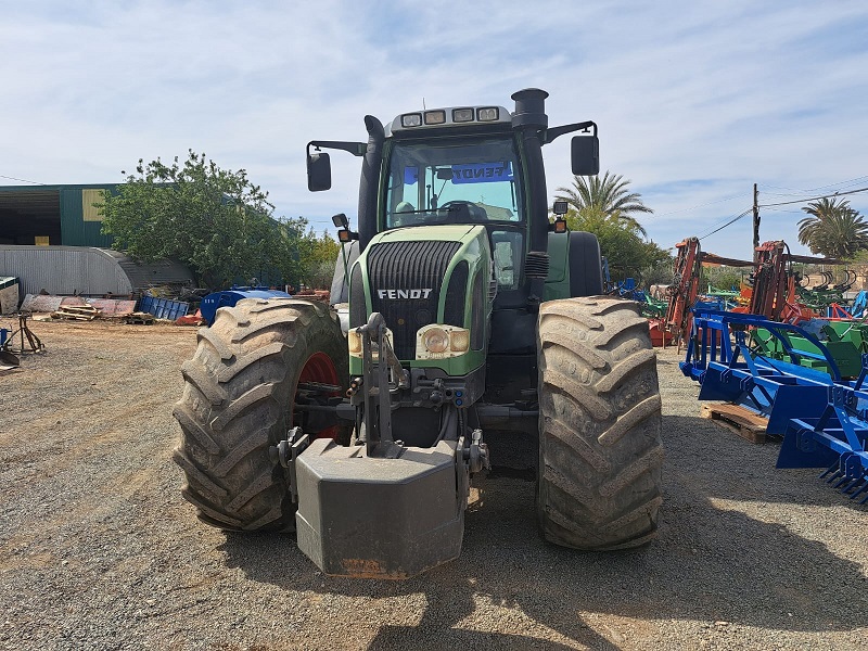 TRACTOR FENDT 920 VARIO de 200 CV.