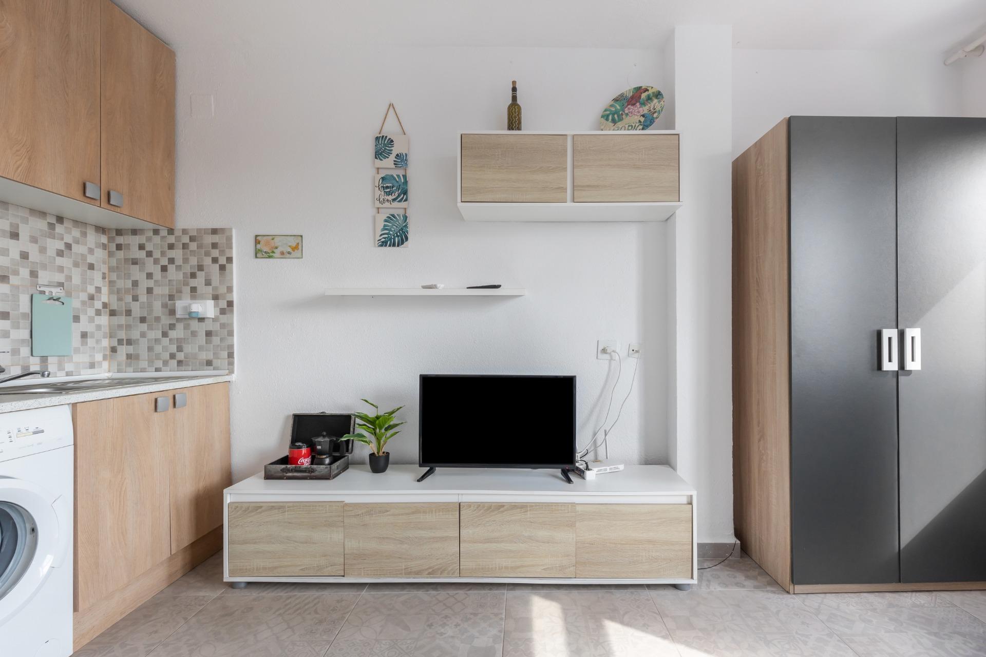 ESTUDIO  EN TORREVIEJA  EN LA MATA (ALICANTE)