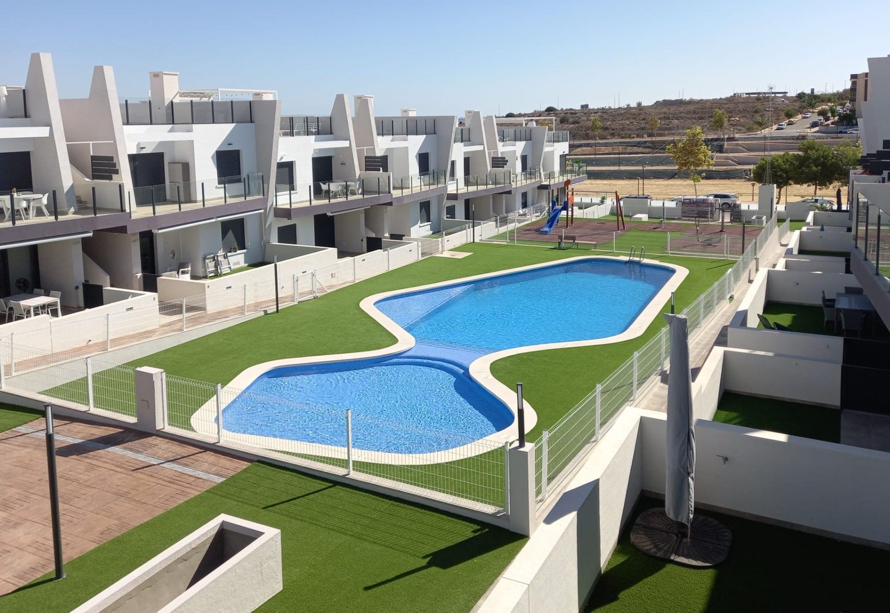 APARTAMENTO DE 3 HABITACIONES 2 BAÑOS  SAOCO EN SAN MIGUEL DE SALINAS  ( ORIHUELA COSTA )