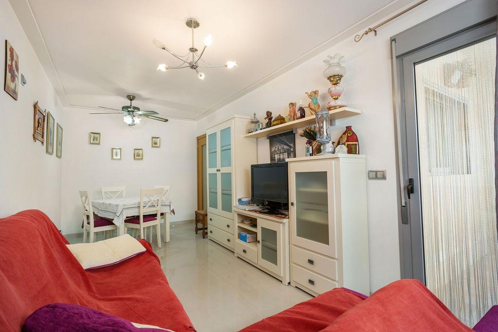 Apartamento con dos habitaciones y dos baños + garaje cerrado en La Mata