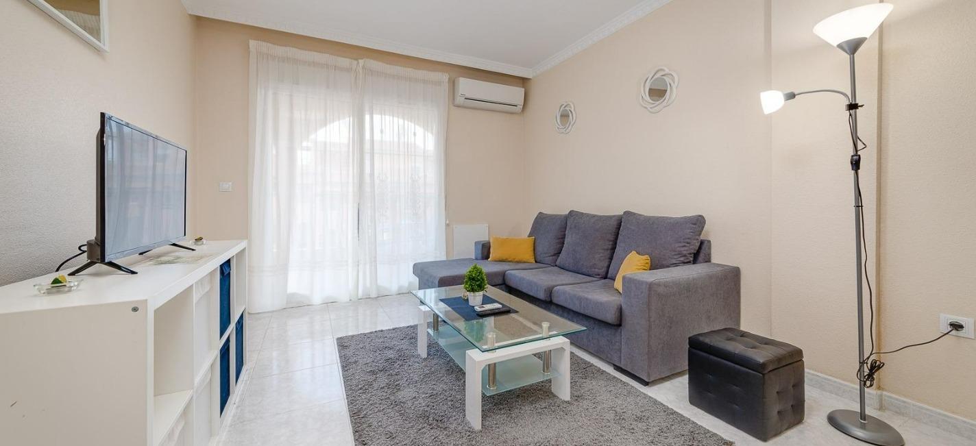 SE ALQUILA APARTAMENTO DE 2 DORM POR LARGA TEMPORADA  EN ORIHUELA COSTA (VILLA MARTIN)
