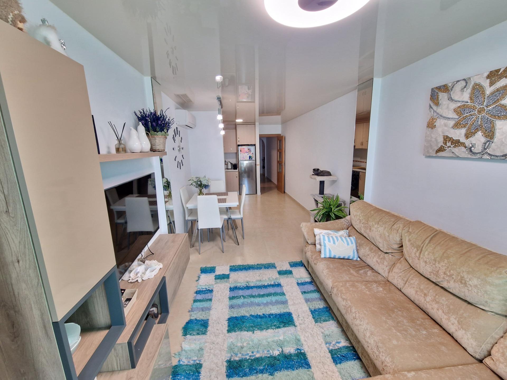 ATICO 2 HABITACIONES - 2 BAÑOS - SOLARIUM PRIVADO - TERRAZA - PLAYA DE LOS LOCOS EN TORREVIEJA