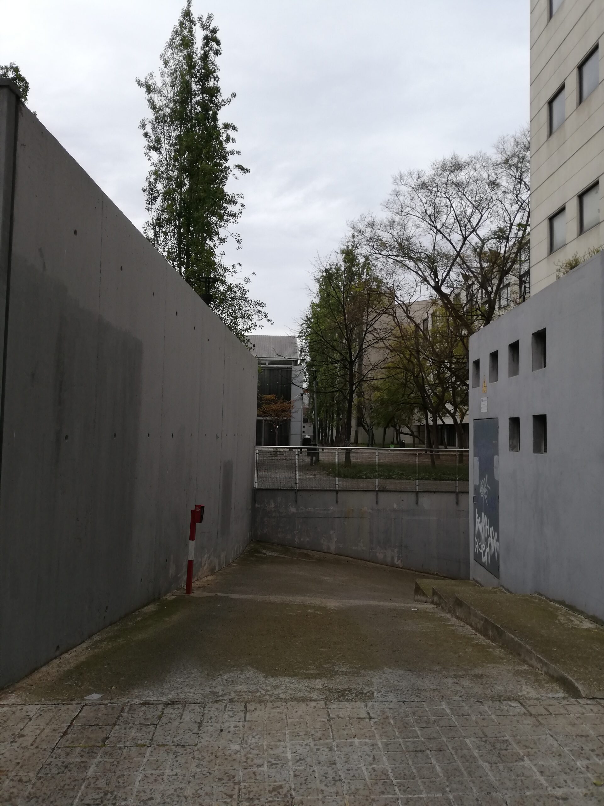 LLOGO PARKING MOTO A POBLENOU