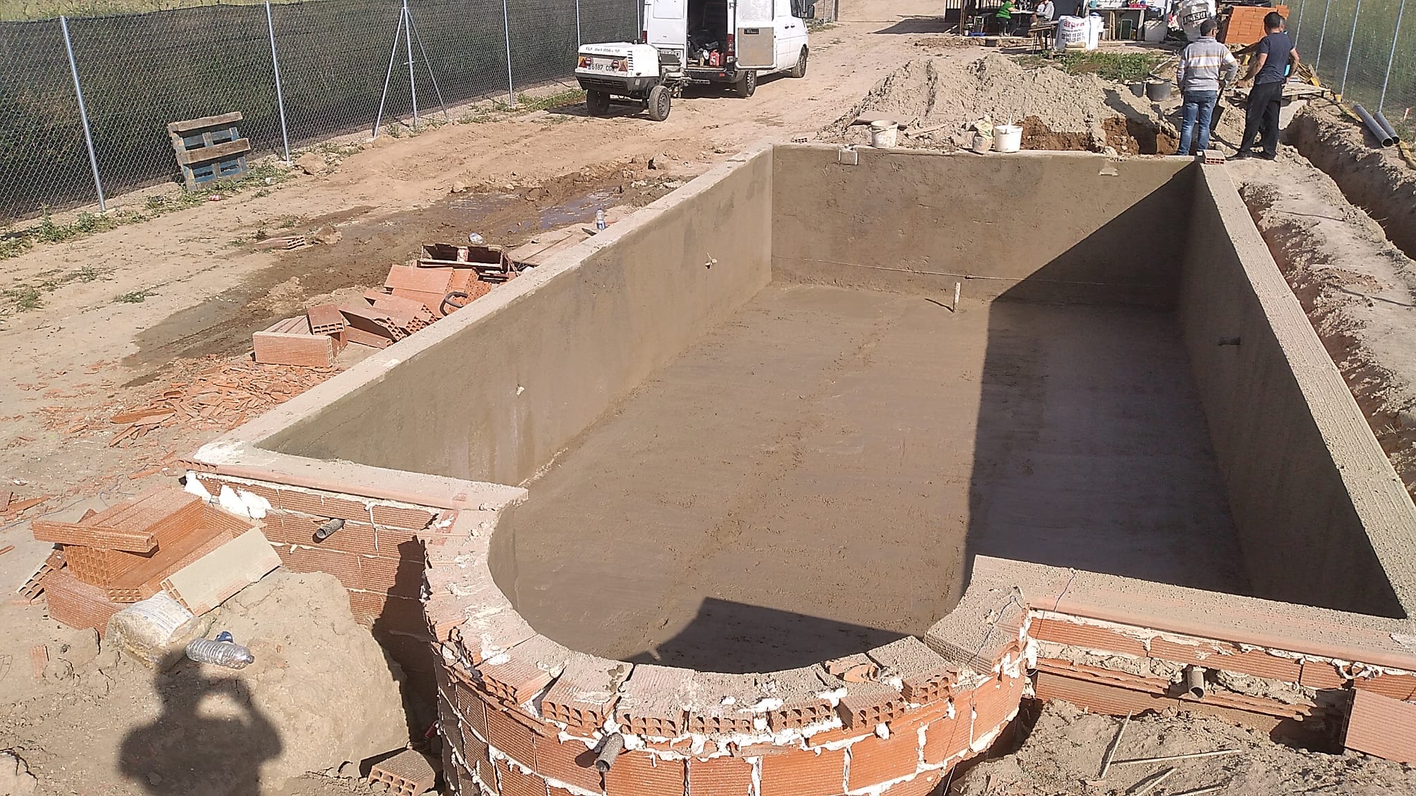 Gunitado de piscinas 1200€