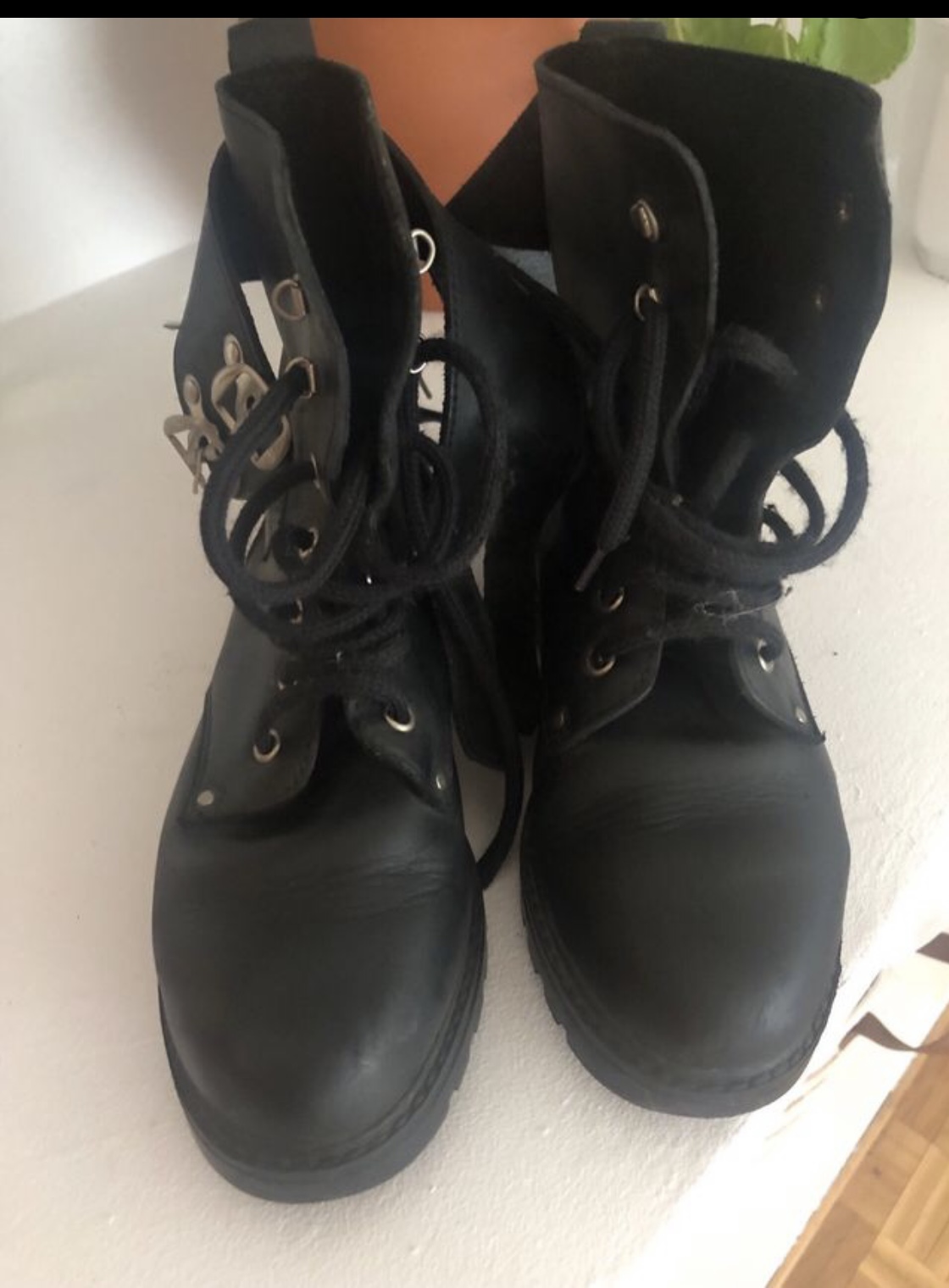 Botas negras