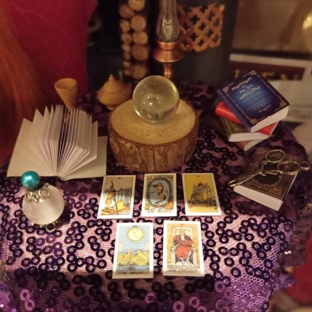 Tarot Real en Córdoba – Consulta con Vidente Juan Roucam