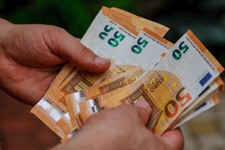 Servicio de financiación de créditos Whatsapp: +34 617 49 44 76