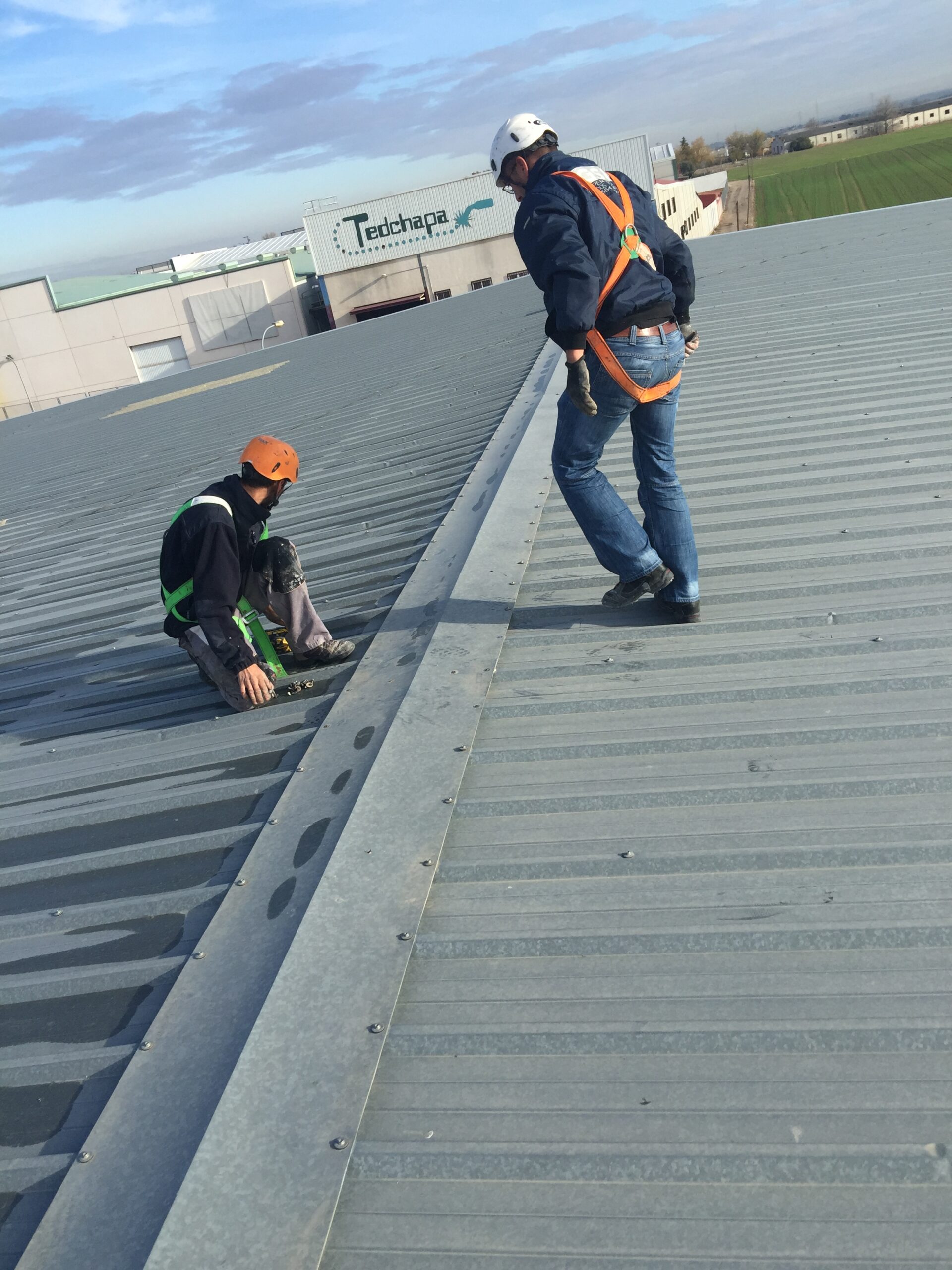MPRESA REPARACION TEJADOS Y GOTERAS EN TOLEDO