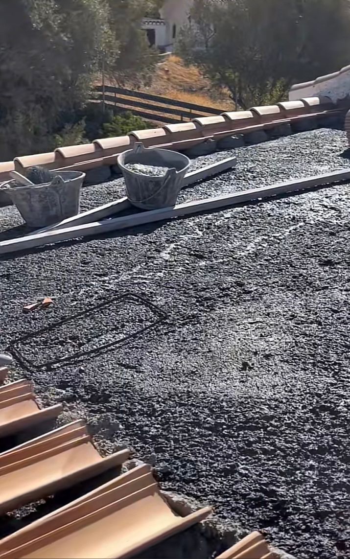 REPARACION MANTENIMIENTO TEJADOS DE NAVES En Madrid