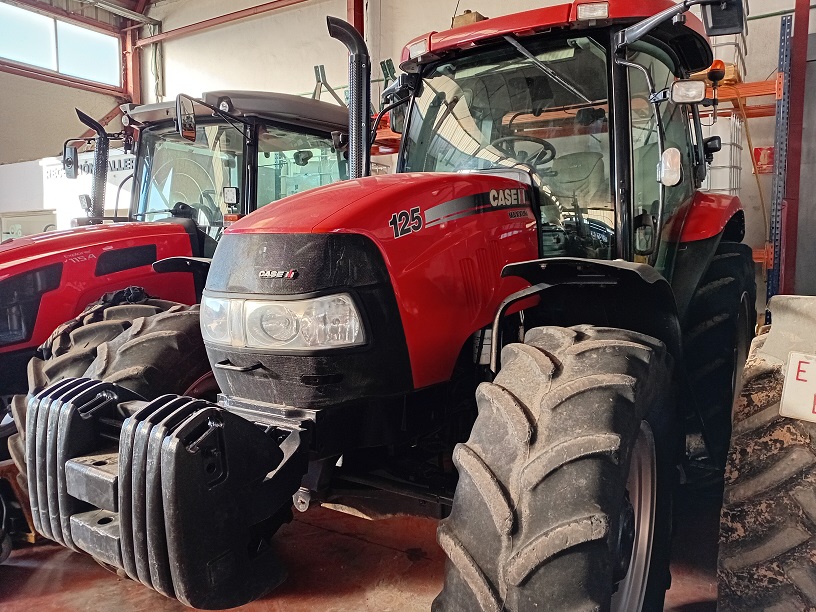 TRACTOR CASE MAXXUM 120.