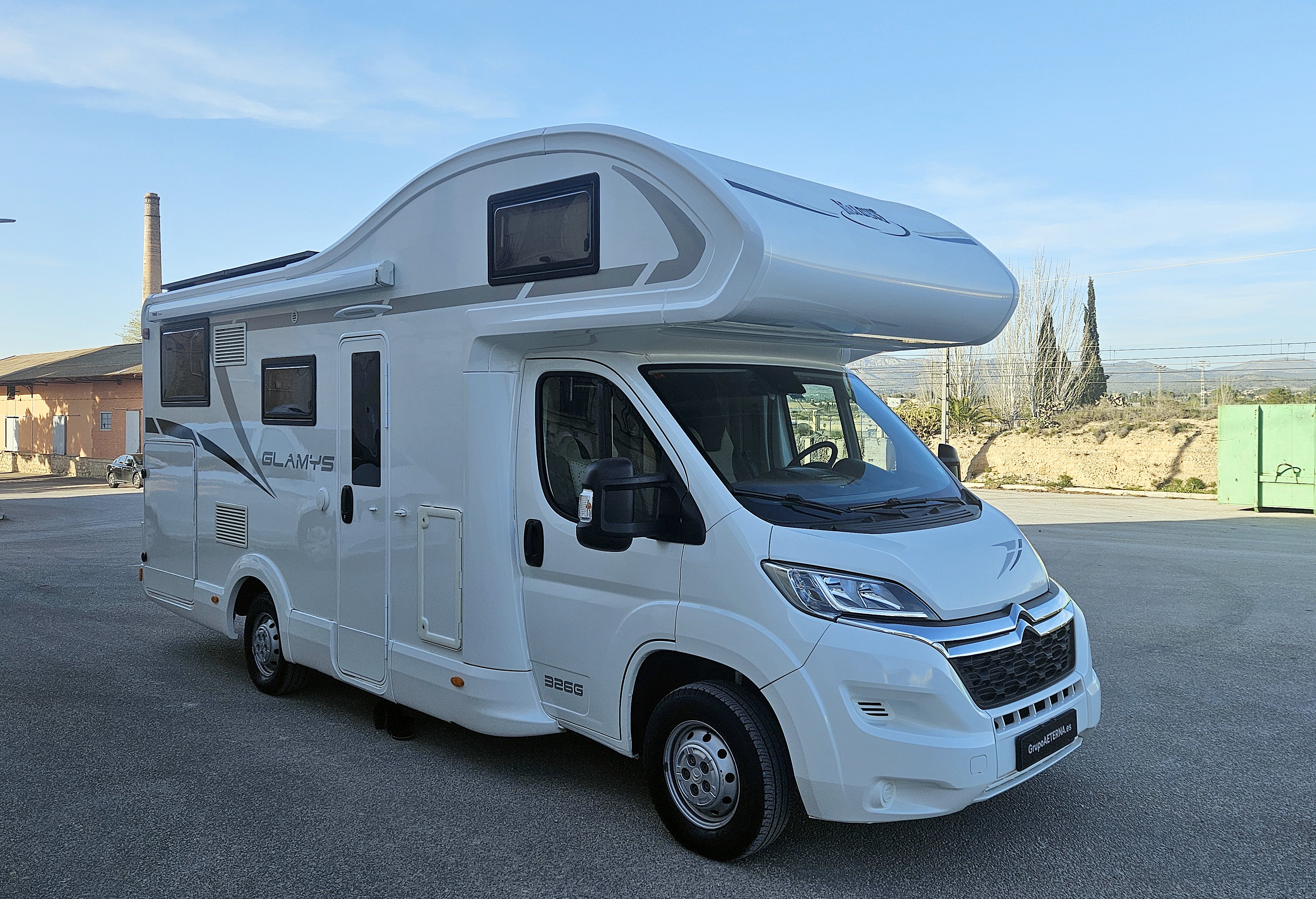 MC Louis Glamys 326G Citroen autocaravana 6 plazas 140cv.