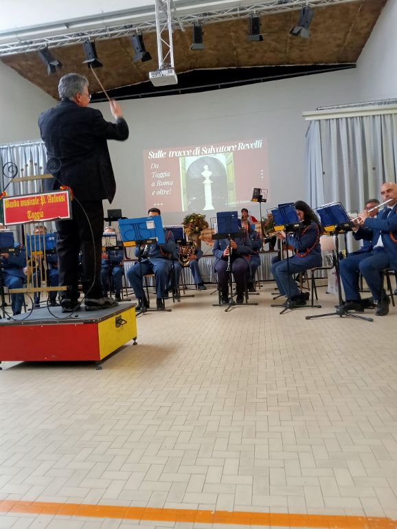 Vitaliano Gallo dirige 5 appuntamenti musicali Banda P. Anfo