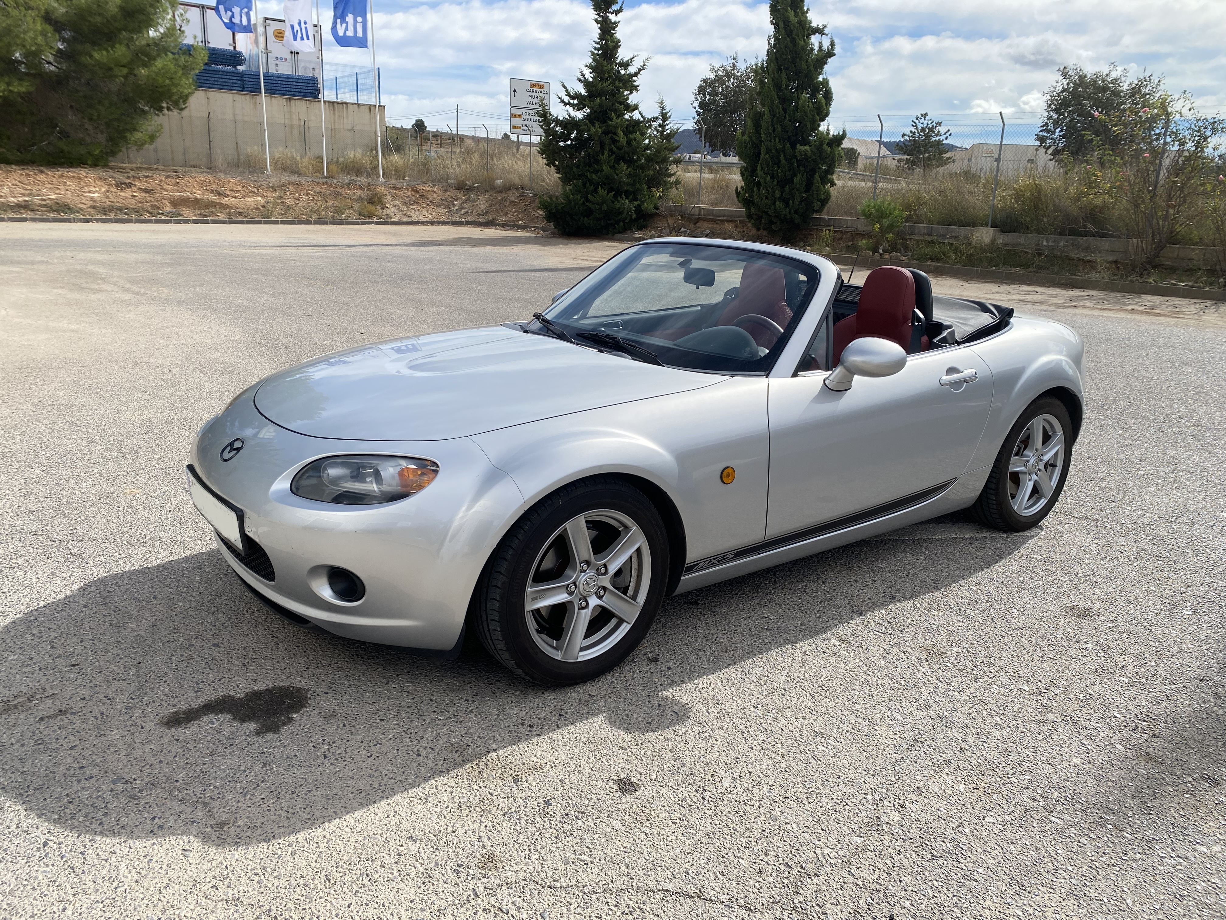 Mazda mx5 NC de 1800 cc. de 126 cv impecable