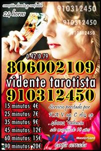 TAROSTISTAS EXPERTAS EN INTERPRETACIÓN DEL TAROT  CON AÑOS D
