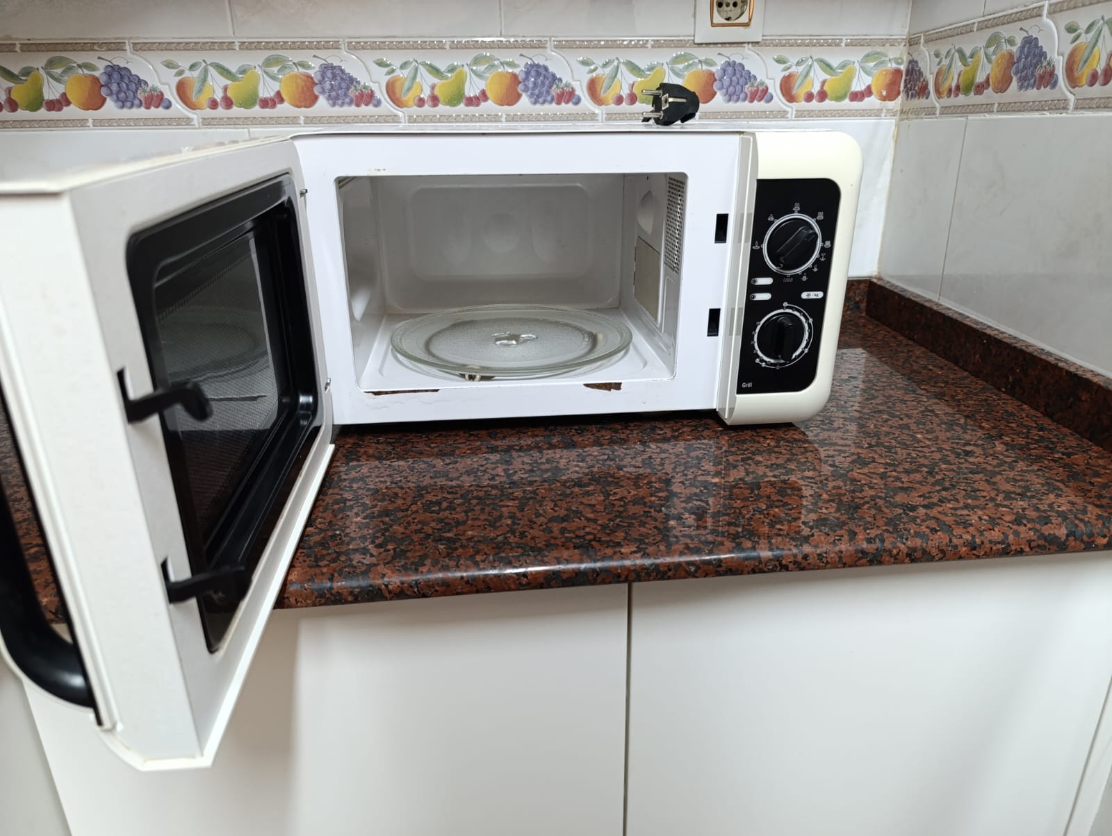 Microondas con Grill de segunda mano