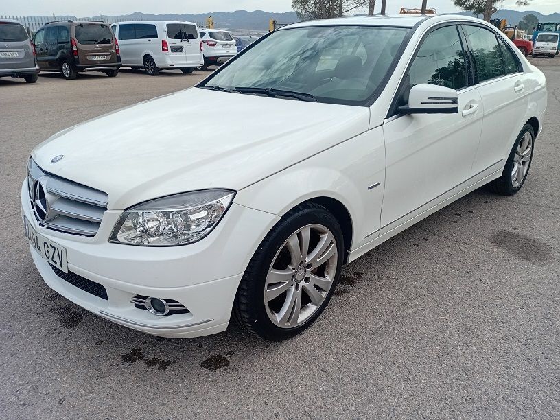 MERCEDES C220 CDI AUT. AVANTGARDE 170 CV.