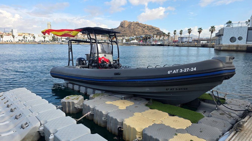 RIB 7,5 metros con T-TOP y Suzuki 200 CV (2024)